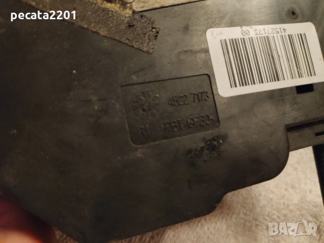 Продавам - оригинална брава предна дясна врата за Рено , снимка 3 - Части - 25749055