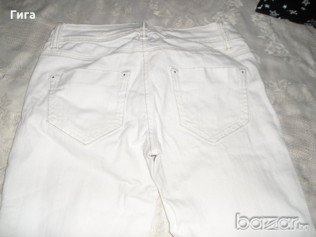 бели къси дънки, снимка 3 - Дънки - 18182594