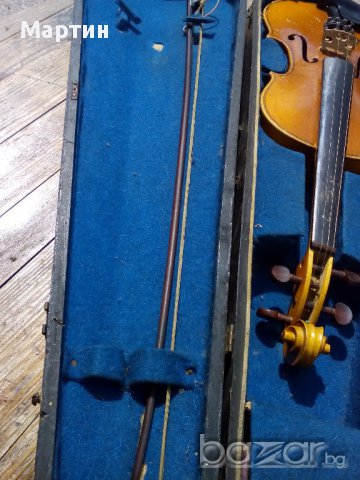 Много стара цигулка във дървен куфар ! Цигулката е във добро състояние !, снимка 7 - Струнни инструменти - 15388776