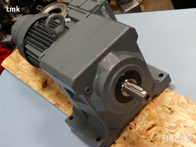 Мотор-редуктор Bauer със спирачка, снимка 9 - Електродвигатели - 24467835