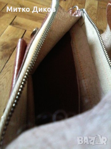 Чанти за таблет-естествена кожа-за носене в ръка става 260х195мм, снимка 4 - Чанти - 22640305