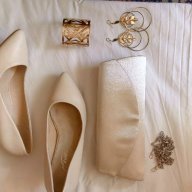 Обувки и чанта в цвят шампанско, снимка 1 - Чанти - 18573362