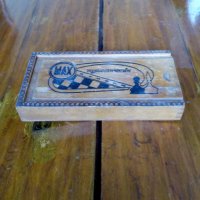 Стара кутия от Туристически Шах, снимка 1 - Антикварни и старинни предмети - 24610856