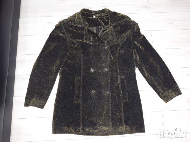 Дамско тъмно палто с жълто-зелен оттенък 