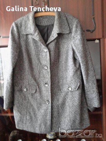 Дамско яке - размер 50