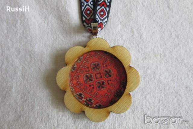 Дървени бижута с българска шевица, снимка 10 - Бижутерийни комплекти - 21426118