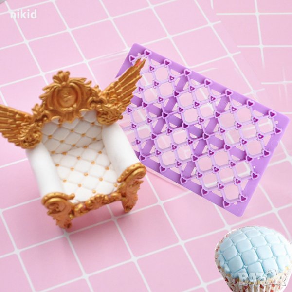 квадрати сърце мрежа ограда решетка с  ♥ в средата за украса и декор на торти фондан борд, снимка 1