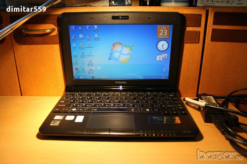 Нетбук Toshiba 10 инча, снимка 1