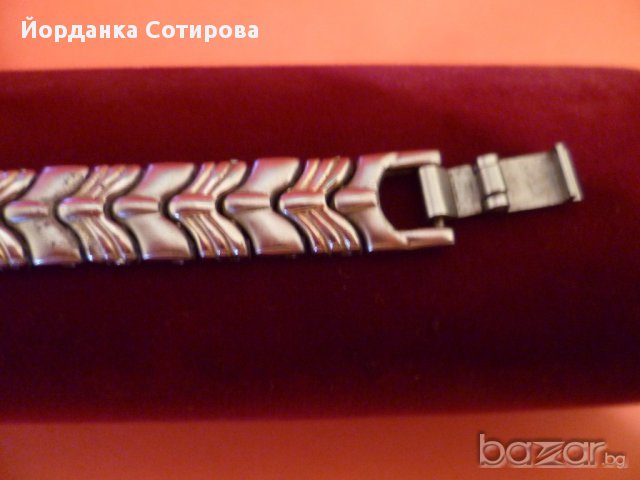 Дамски ръчен часовник, снимка 8 - Дамски - 14631325