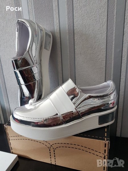 Дамски спортно - елегантни обувки холограм огледален ефект, сребърен сив цвят - нови 36 номер , снимка 1