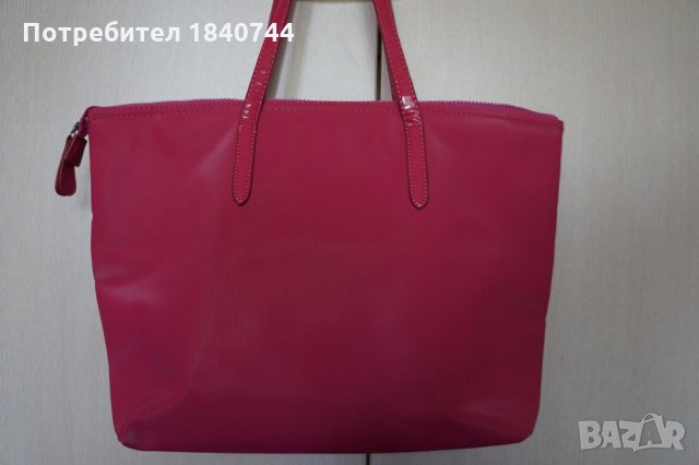 Дамска чанта, снимка 1 - Чанти - 21936511