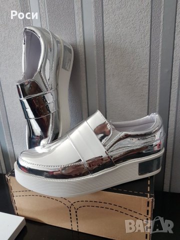 Дамски спортно - елегантни обувки холограм огледален ефект, сребърен сив цвят - нови 36 номер 