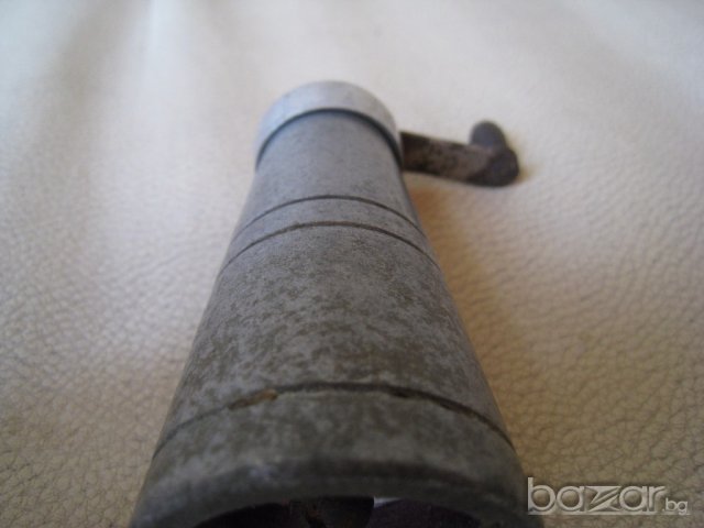 Антикварна мелница за пипер и подправки., снимка 7 - Антикварни и старинни предмети - 19570409