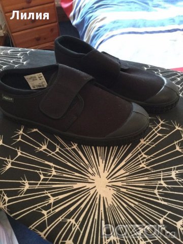 Нови Clarks, стелка 23см.,  36 номер, снимка 3 - Детски маратонки - 16337836