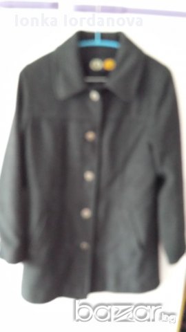 Пролетно палто, размер L-XL, снимка 1 - Палта, манта - 17492545