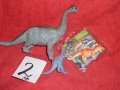 Лот играчки за момченца - колички, динозаври, оръжия, йо-йо, самолет и др