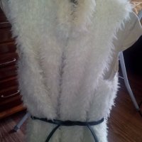 пухкаво елече, снимка 1 - Блузи с дълъг ръкав и пуловери - 20445100