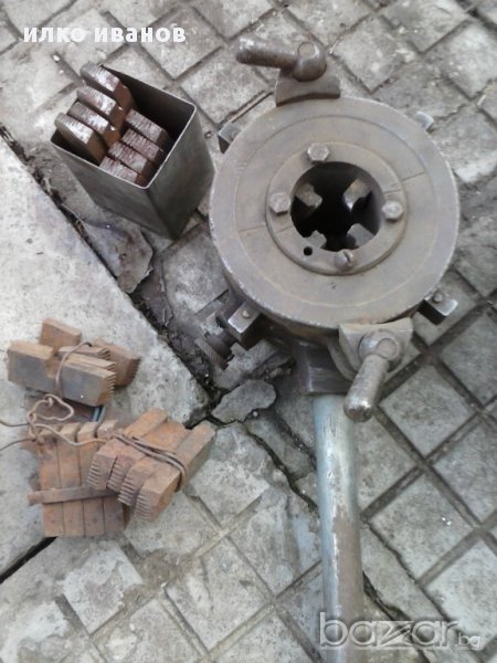 продавам винторези/плашка/с тресчотка ретро, снимка 1