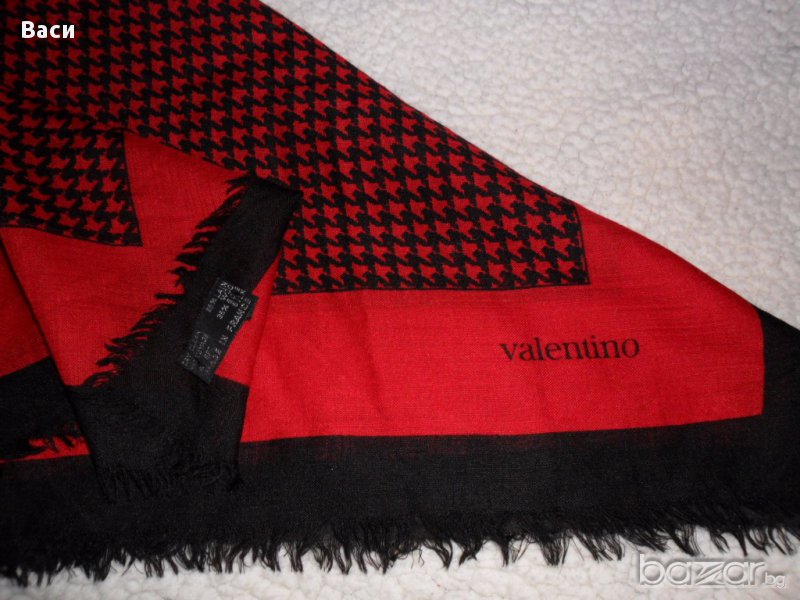 100% VALENTINO vintage автентичен дамски шал wool, silk Нов!, снимка 1