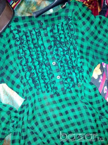 Зелена блузка, снимка 2 - Блузи с дълъг ръкав и пуловери - 19558131