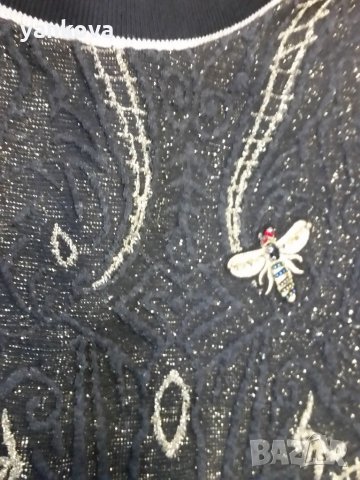 Блуза фирмена , снимка 1 - Блузи с дълъг ръкав и пуловери - 23748187