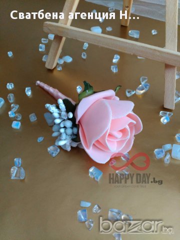 Сватбени бутониери - бутониера за ревер Елена, снимка 3 - Сватбени аксесоари - 14769135