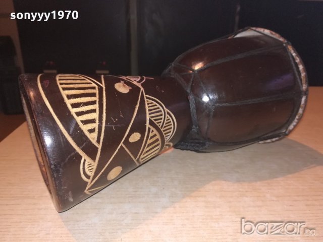 масивна тарамбука-дърво с резба-29х16см-внос швеицария, снимка 2 - Ударни инструменти - 21073552