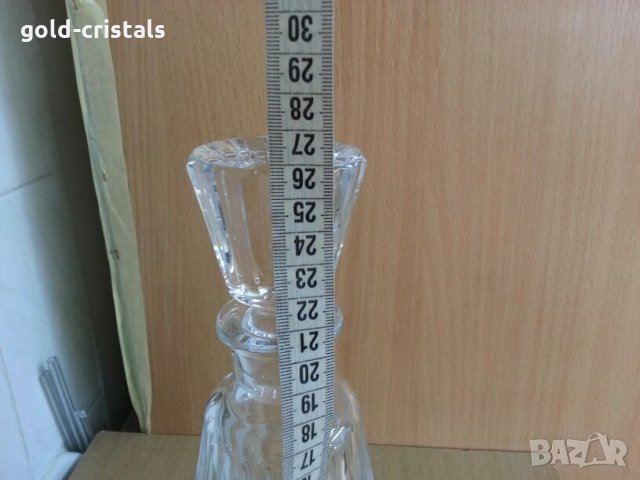 Кристална гарафа, снимка 2 - Антикварни и старинни предмети - 22999963