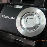 Фотоапарат Casio Exilim, снимка 1 - Фотоапарати - 16049786