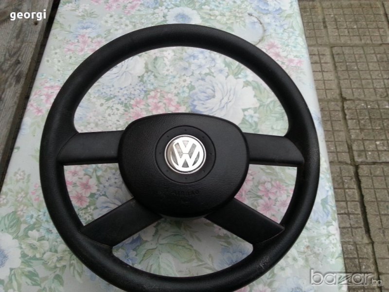 vw айрбак капак и волан, снимка 1