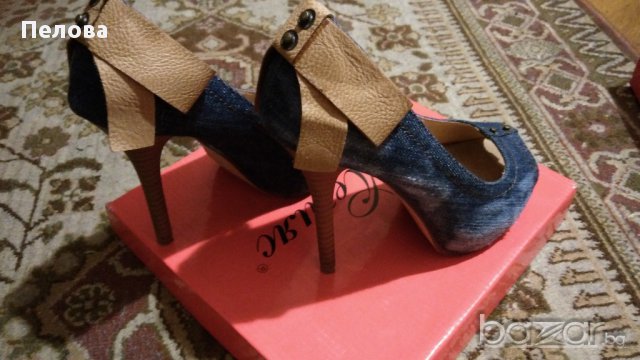 дънкови високи обувки на Мегияс, снимка 2 - Дамски обувки на ток - 12420819