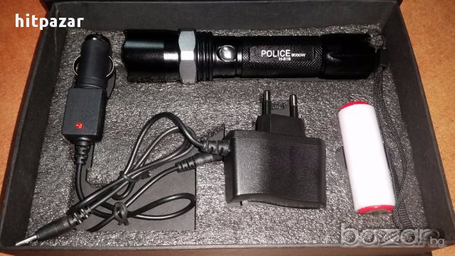 Комплект  Акумулаторен фенер с обикновена и акумулаторна батерия с устойчив на удари метален корпус, снимка 1