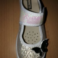 Златни обувки от текстил, снимка 2 - Бебешки обувки - 20703591