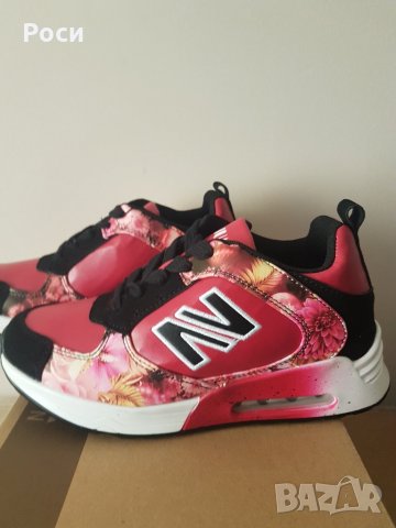 Дамски спортни обувки, маратонки в червено с цветя - нови размер  38 , снимка 4 - Маратонки - 25034639