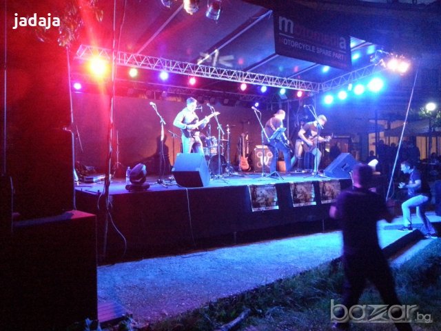 Сцена звук озвучаване оветление под наем рентал