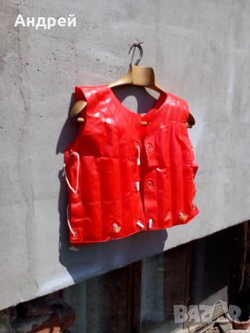 Стара жилетка за плуване, снимка 2 - Антикварни и старинни предмети - 25337350