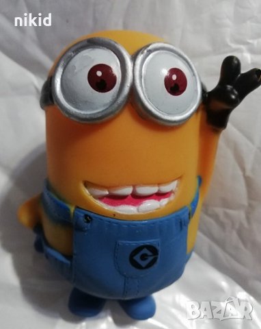 Голям миньон миньоните minions пластмасова фигурка PVC за игра и украса торта топер