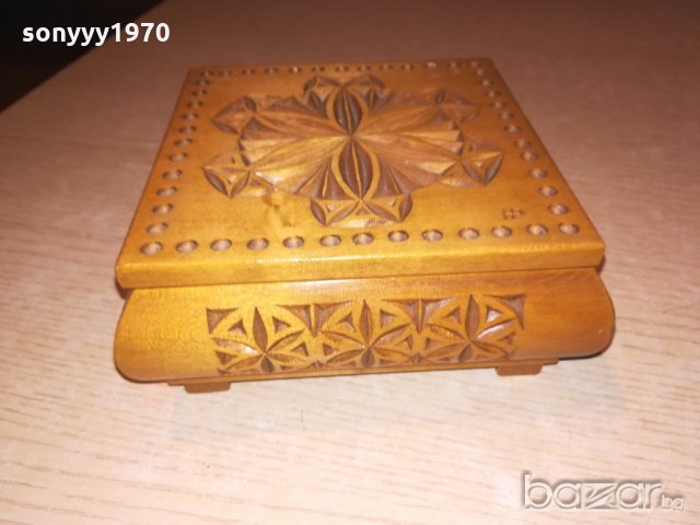 ретро дървена кутия с дърворезба-15х15х7см-внос швеицария, снимка 5 - Колекции - 20121652