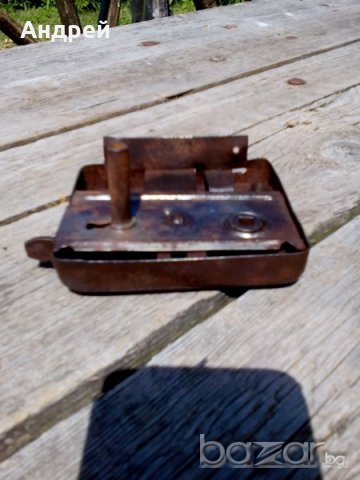 Старинна брава, снимка 3 - Антикварни и старинни предмети - 16951405