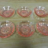 Стъклени чинии чинийки розово стъкло, снимка 1 - Антикварни и старинни предмети - 25176553