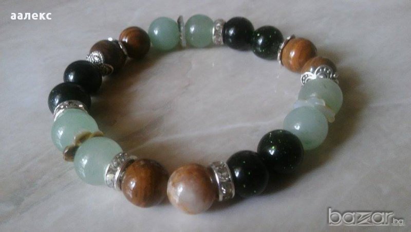 Ръчно изработена гривна от естествени камъни, снимка 1