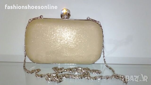 Дамска малка чанта 👜 с череп., снимка 1