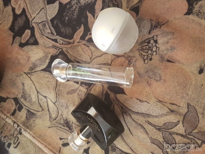 Празни опаковки от парфюми, снимка 1