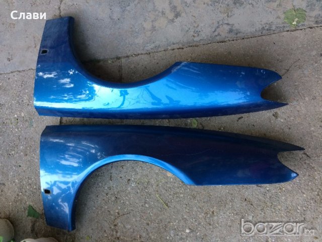 Продавам десен ляв калник от пежо 406 купе