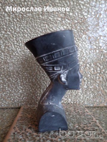 Черна каменна статуетка на Египетска Богиня от Кайро, снимка 1