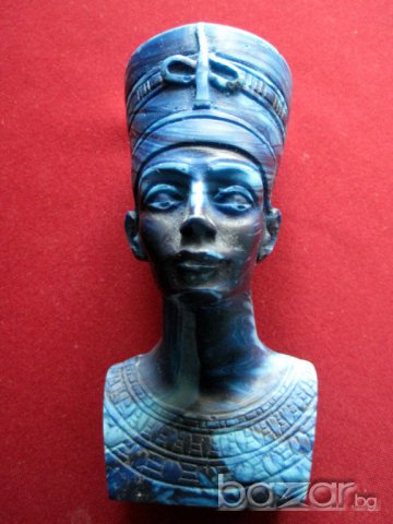 Египетска статуетка - НЕФЕРТИТИ от СИН АХАТ, снимка 1 - Антикварни и старинни предмети - 13149852