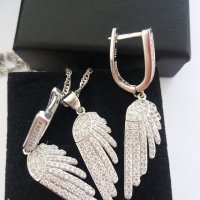сребърен комплект "Ангелски криле", снимка 1 - Бижутерийни комплекти - 23528950