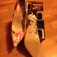Обувки на цветя , снимка 5 - Дамски обувки на ток - 16189466