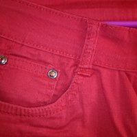 червени дънкови къси панталонки , снимка 3 - Къси панталони и бермуди - 21815237