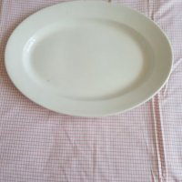 Бяла голяма чиния продълговата пак е антика, снимка 1 - Чинии - 25811180